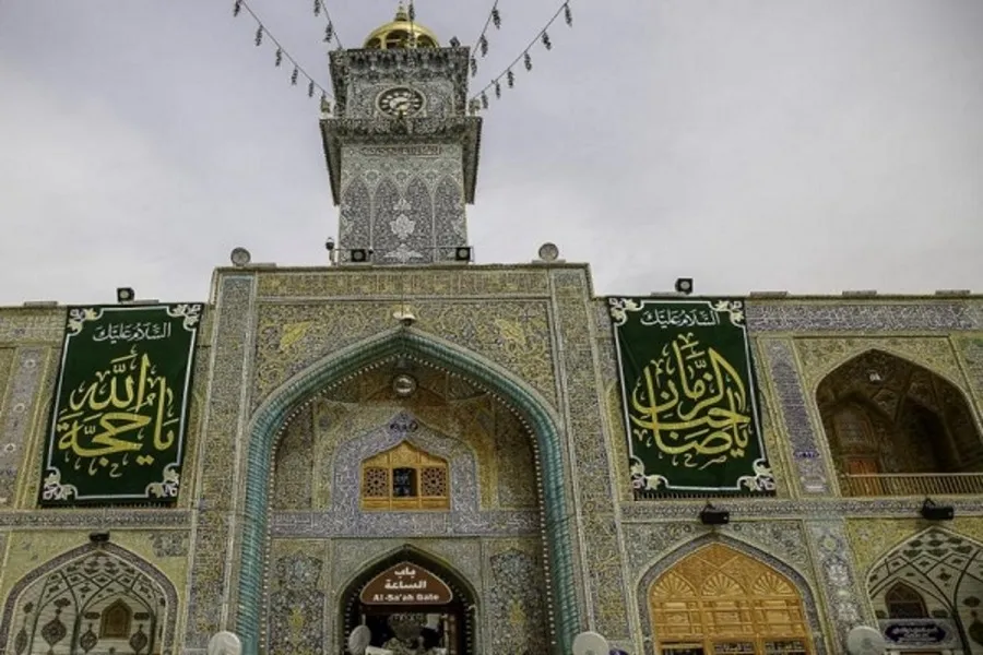فیلم | آذین‌بندی بارگاه علوی در آستانه عید غدیر