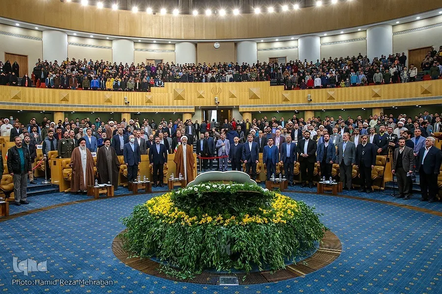 تقرير مصور | حفل إفتتاح مسابقات إیران الدولية للقرآن بدورتها الـ39