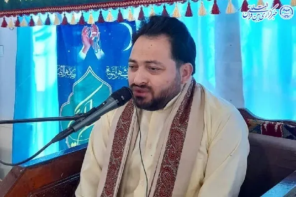 محفل انس با قرآن با حضور قاری بین المللی قرآن«سعید پرویزی»