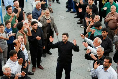 مراسم عزاداری شهادت امام صادق (ع) در میدان امام حسین (ع)
