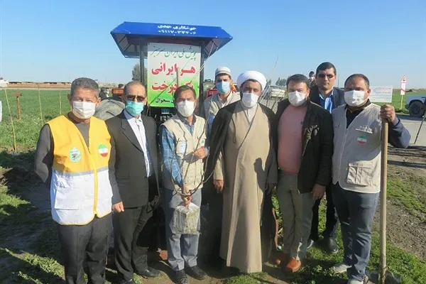 کاشت چهار هزار اصله نهال به کوشش کارگزاران خدمات زیارتی در بندر ترکمن