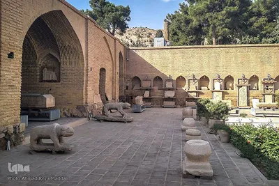 باغ موزه سنگ هفت تنان در شیراز