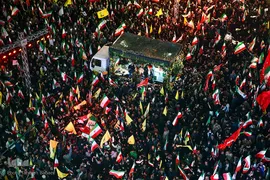 تشییع پیکر سردار شهید حاج مجید خادمی در تهران