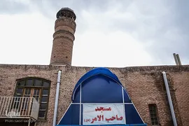 افراشته فیرزوزه‌ای؛ مسجد صاحب الامر تبریز