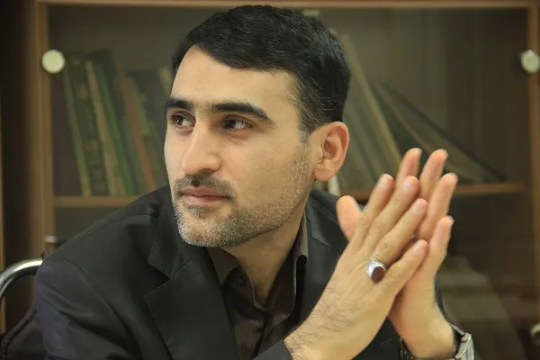 پیچ و خم نفس‌گیر ابلاغ یک مصوبه قرآنی / از مخالفت‌ها تا امتیازات ابلاغیه «تسری امتیازات به حافظان و قاریان قرآن»