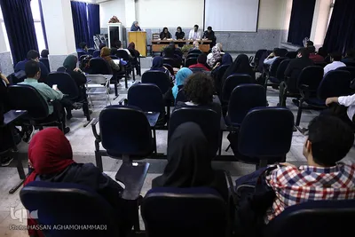 نشست علمی نقد و بررسی کتاب «تراژدی جهان اسلام»