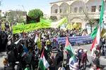 راهپیمایی روز قدس همراه با تشییع دو شهید در یزد‎