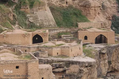 بازدید مسافران نوروزی از سازه‌های آبی شهرستان شوشتر