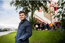 Un ancien fan de football islamophobe embrasse l’islam grâce à Mohamed Salah