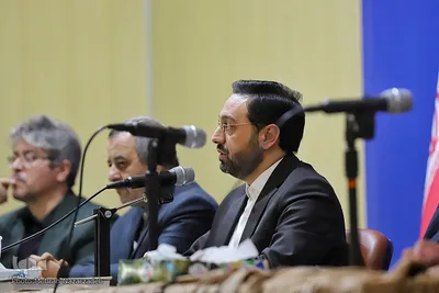 نشست استاندار آذربایجان شرقی با اصحاب رسانه‎