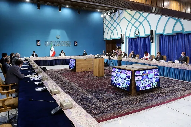 کاهش شدت بیماری کرونا نباید موجب عادی‌انگاری شود