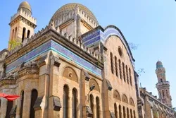 Taron Tunawa ‘Yan Aljeriya Da Faransa Ta Kashe A Babban Masalacin Aljiers
