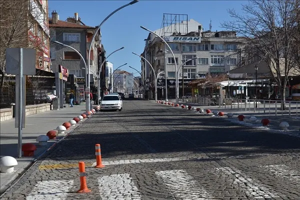 Türkiye'de 144 kişi daha koronavirüsten hayatını kaybetti