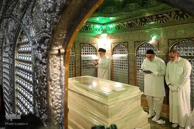 مراسم غبارروبی مضجع شریف ثامن‌الحجج حضرت امام رضا علیه‌السلام