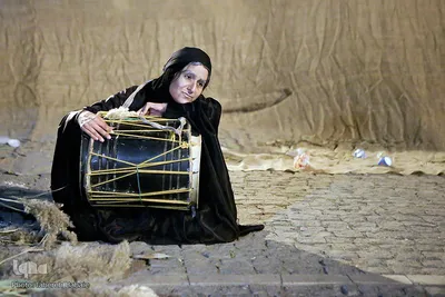نگاهی به اجراهای خیابانی تاتر فجر "صادره از اروند از آبادان"