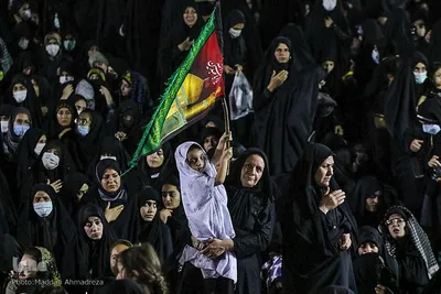 حسینیه ایران؛ مراسم عزاداری شب‌هشتم محرم در کانون رهپویان وصال شیراز‎‎