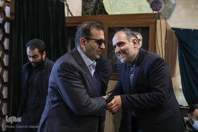  تشییع پیکر مرحوم عماد افروغ در مسجد دانشگاه تهران
