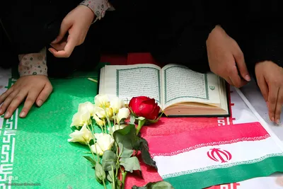 محفل انس با قرآن «به سوی فتح» در گلستان شهدای اصفهان