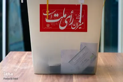 اصحاب رسانه اصفهان در پای صندوق‌های رأی