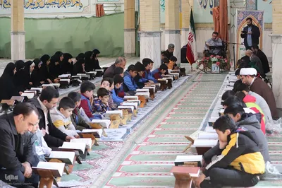 کرسی تلاوت قرآن کریم در ملایر