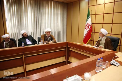 ⁨دیدار علمای اهل سنت کردستان با آیات عظام مکارم شیرازی،علوی گرگانی و جوادی آملی⁩