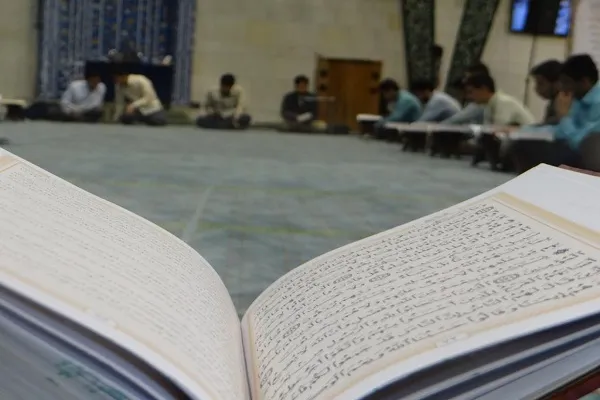 جزء‌خوانی قرآن کریم در مسجد دانشگاه تهران برگزار می‌شود