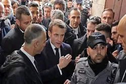 Makron sionist polisi ilə mübahisə etdi