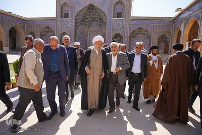 محفل قرآن کریم در مسجد نصیرالملک شیراز