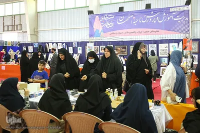 نمایشگاه هنری «شهردخت» در پل تاریخی شهرستان