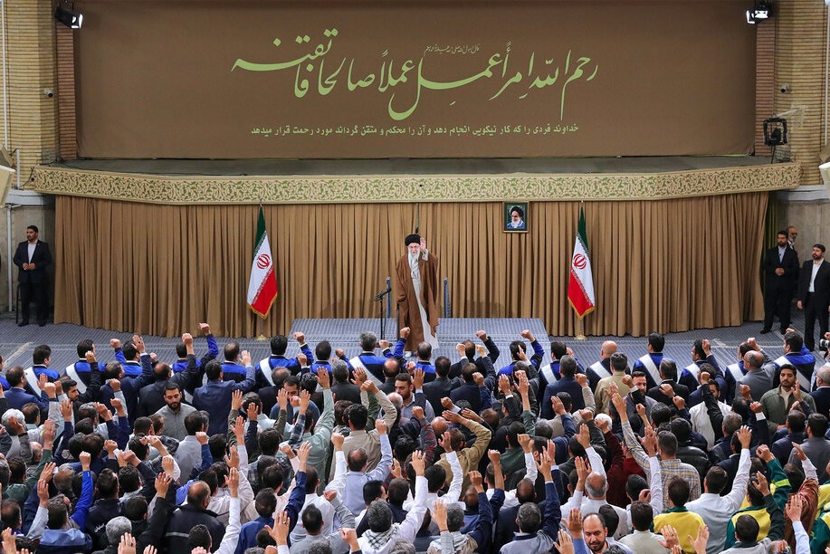 رابطه کارگر و کارفرما در اندیشه رهبر شهید