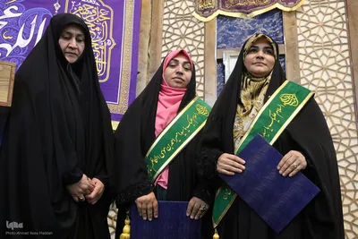 اجتماع بانوان «میثاق انقلابی» در حرم شاهچراغ (ع)