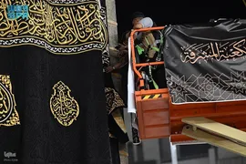 تعویض پرده کعبه با آغاز سال ۱۴۴۶ هجری قمری