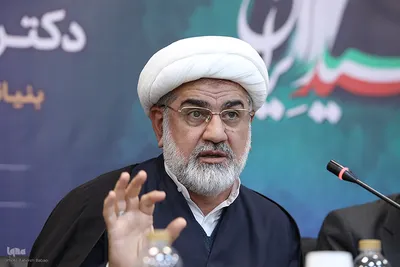 نشست چالش‌های حقوقی و اخلاقی بکارگیری شخص سوم در درمان ناباروری