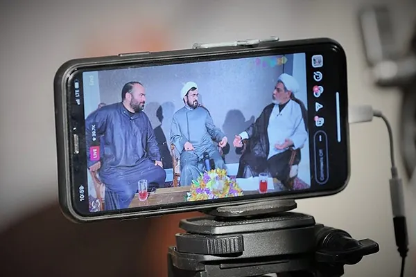 مناظره با چاشنی تلنگر