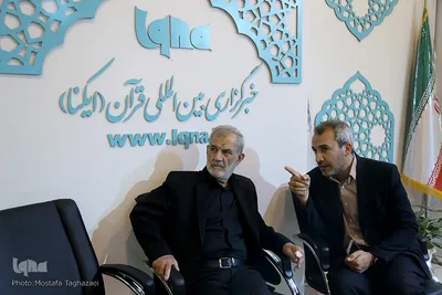 حسن غفوری‌فرد در غرفه ایکنا در آخرین روز بیست و هفتمین نمایشگاه بین‌المللی قرآن کریم