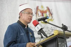Official Urges Muslims to Increase Religious Activities in Malaysia Mosques  