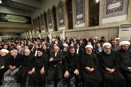 مراسم بزرگداشت سردار شهید حاج قاسم سلیمانی و شهدای جنایت تروریستی آمریکا در حسینیه امام خمینی (ره)