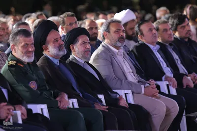 رونمایی تقریظ رهبر معظم انقلاب بر کتاب «پاسیاد پسر خاک»