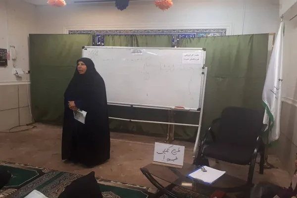 استقبال بانوان «خشت» از دوره آموزشی تجوید قرآن