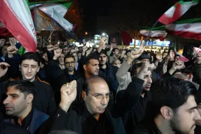 تشییع پیکر شهیدان «احمد میرزاوند» و «مرتضی بهاروند» و بیعت جامعه قرآنی لرستان با سومین رهبر انقلاب