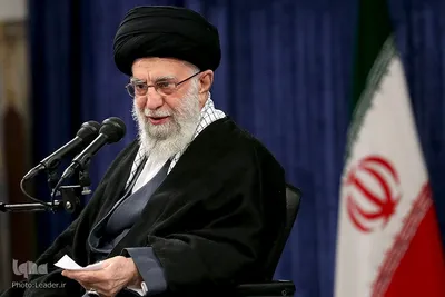 حضرت آیت‌الله خامنه‌ای، رهبرمعظم انقلاب اسلامی