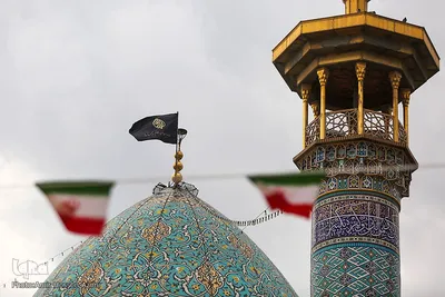 تعویض پرچم حضرت شاهچراغ (ع)