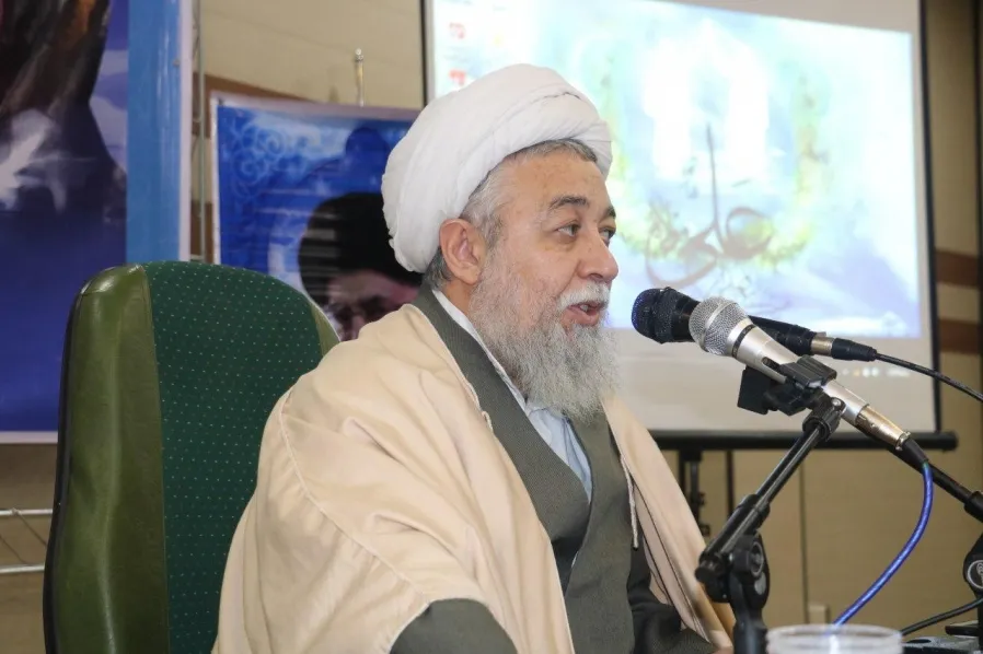 اینکه جوانان پاسخ شبهات را نمی‌دانند تقصیر ماست/ 20 دقیقه وقت نذر غدیر مظلوم کنیم