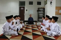 ইন্দোনেশিয়ায় কুরআনিক গ্রাম + ছবি