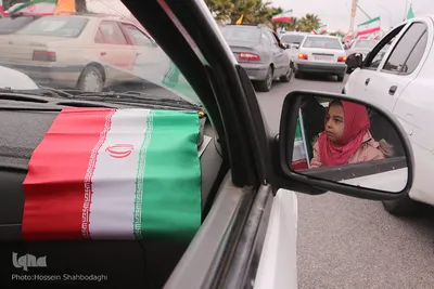Autokorso zieht durch Qom