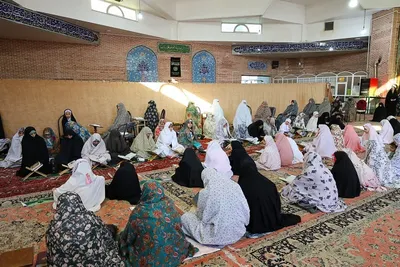 حضور امام جمعه تبریز در جمع معتکفین مسجد بقیه‌الله