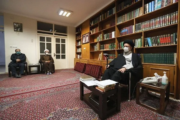 ریشه همگرایی و تقریب؛ عقلانیت است