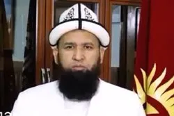 مفتي قیرغیزستان یطلب أداء مناسك رمضان في البیوت