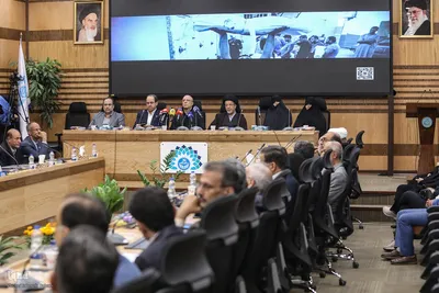 نشست «یک دهه سخن رهبر حکیم انقلاب اسلامی با جوانان آمریکا و اروپا»