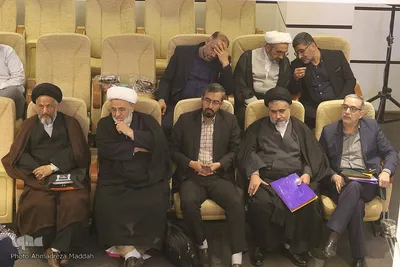 آیین اختتامیه همایش بین‌المللی اندیشه‌های قرآنی آیت‌الله خامنه‌ای در حرم شاهچراغ(ع)